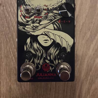 Walrus Audio Julianna Deluxe Chorus / Vibrato Limited Edition - Onyx Series 2023 - Onyx image 1