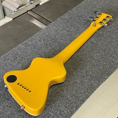 Hondo Chiquita copy | Waiz guitars image 4