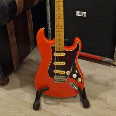 Fender Squier Hank Marvin Signature Stratocaster MIJ Japan 1991-1992 Fiesta Red Journeyman Relic image 2
