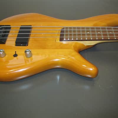 Fenix ( Young Chang ) Very Rare Bass 1990's Natural image 2