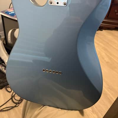 Fender Fender American Telecaster Limited Edition w/ Matching Headstock 2016  - Ice Blue Metallic image 3