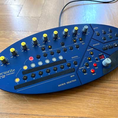 Focusrite Focusrite Blue 300 Mastering Controller, *with MULTICORES* image 3