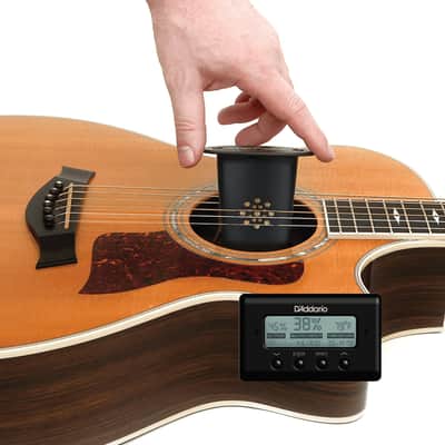 D'Addario Acoustic Guitar Humidifier with Digital Humidity & Temperature sensor image 2