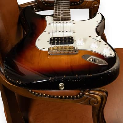Woodstock Old Boy S 3 Tone Sunburst RW Fingerboard HSS image 9
