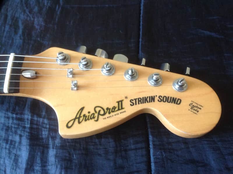 1979 Aria Pro II Japan Strikin' Sound Stratocaster Olympic White