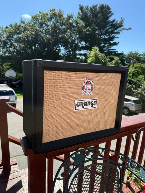 Orange Rocker 32 2-Channel 30-Watt 2x10" Guitar Combo