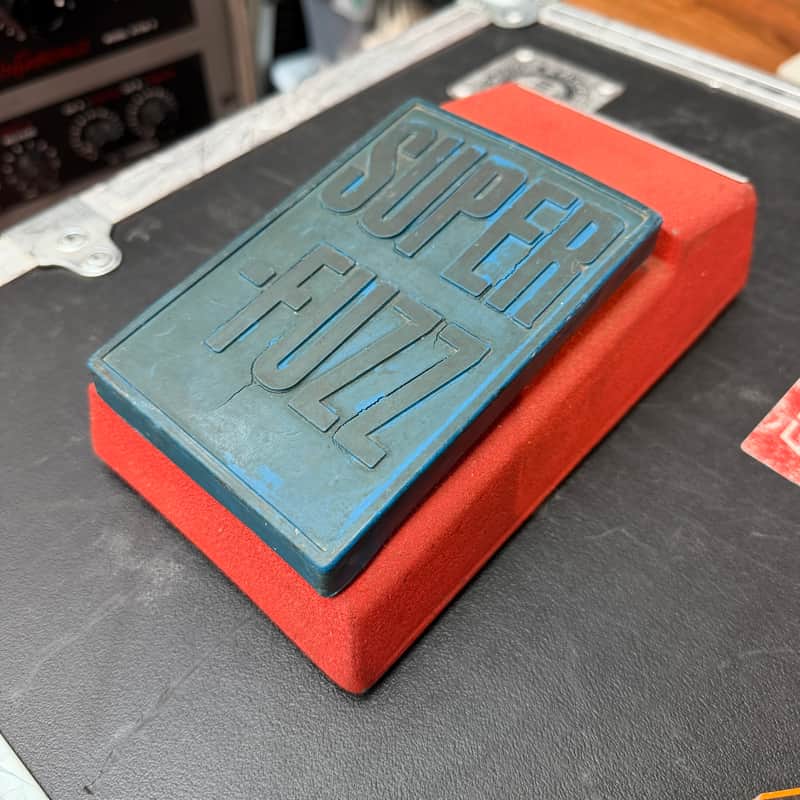 Univox Super Fuzz Original image 1