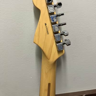 2007 Fender VG Strat w/ Roland GK Pickup- 3-Color Sunburst image 6