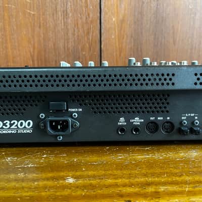 Korg D3200 32-Track Digital Recording Studio Desktop Recorder image 8