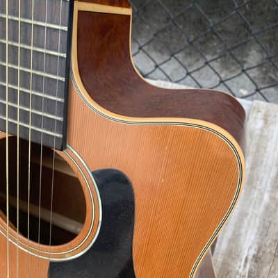 ALVAREZ ARTIST SERIES AD62SC ACOUSTIC ELECTRIC GUITAR with EQ and Tuner Solid Top image 9