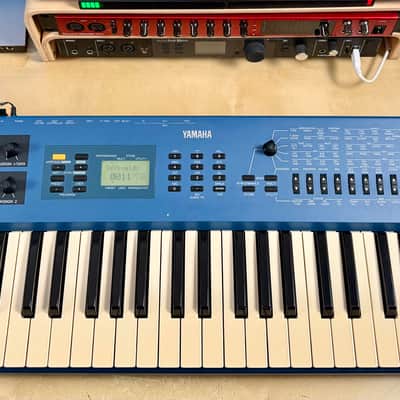 Yamaha CS1x Control Synthesizer 1996 - Blue image 2
