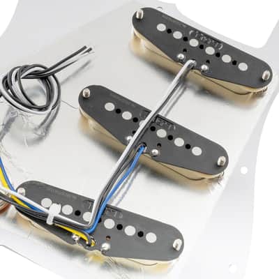 Pro-SE ST-60SE Pre-wired SSS Pickguard with Staggered Alnico 5 Pickups for Strat Style Electric Guitar, Red Tortoise 4Ply image 5