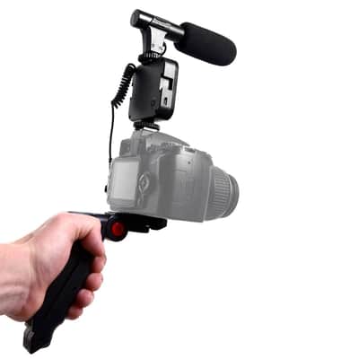 Savage Mobile Vlogging Kit with Microphone, Light and Adaptable Stand image 21