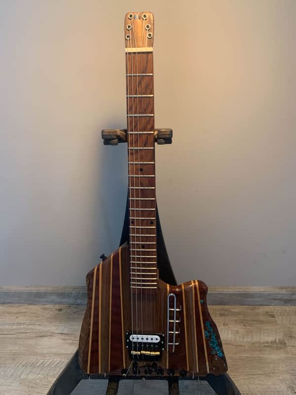 SKR electric 2025 - Headless Unique travel guitar V style GREAT player image 1