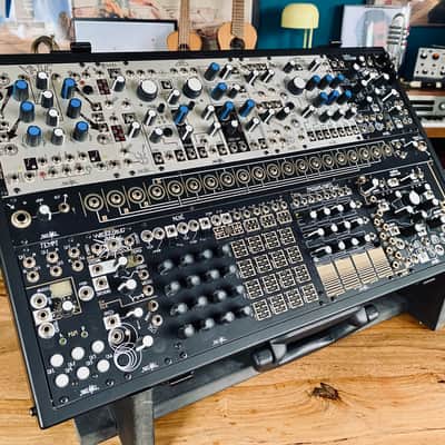 Make Noise Shared System 2020-2022 - Silver and black image 2