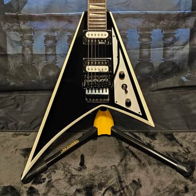 RR Polka Dot Flying V Rhoads Style Body Neck Black + White