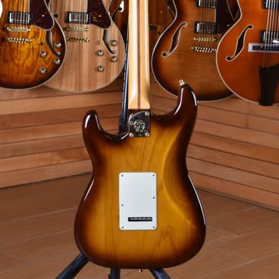 Fender 75th Anniversary Commemorative Stratocaster Maple Neck 2-Color Bourbon Burst image 16