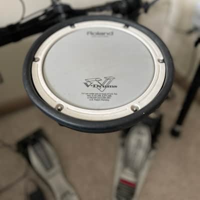Roland TD - 4 V Drum Kit 2012 image 3