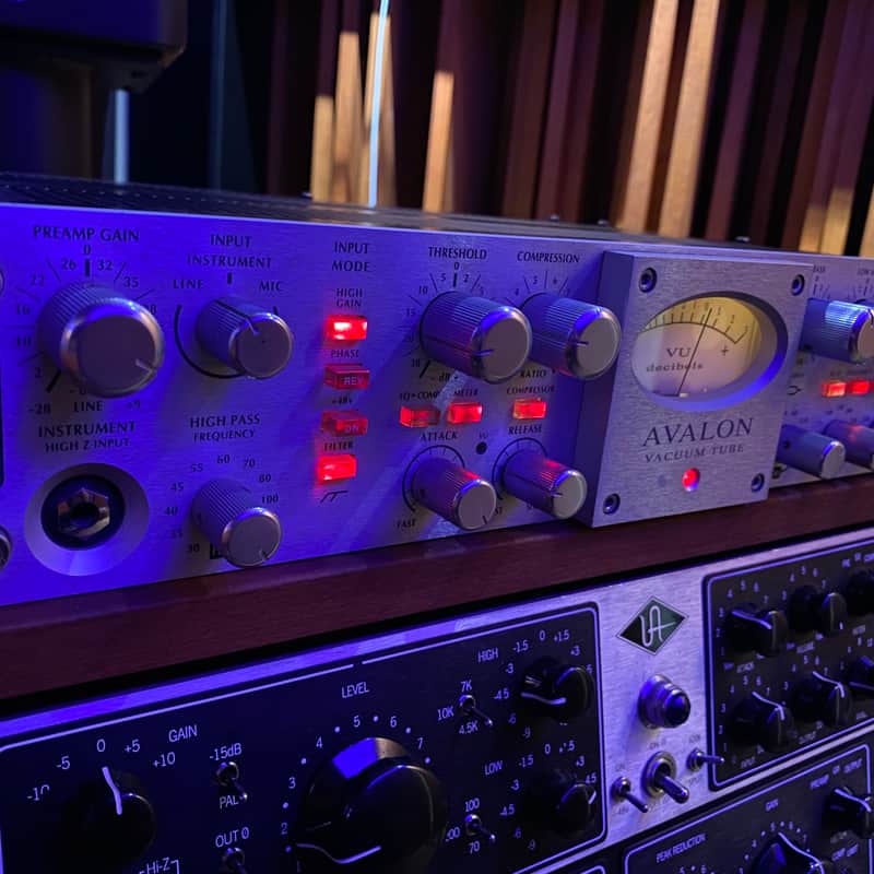 2010s Avalon VT-737sp Tube Channel Strip Silver