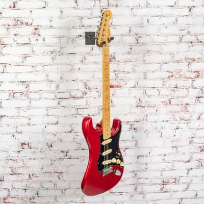 Fender - 2005 American Standard Stratocaster Electric Guitar - Candy Apple Red - w/HSC - x0559 - USED image 4
