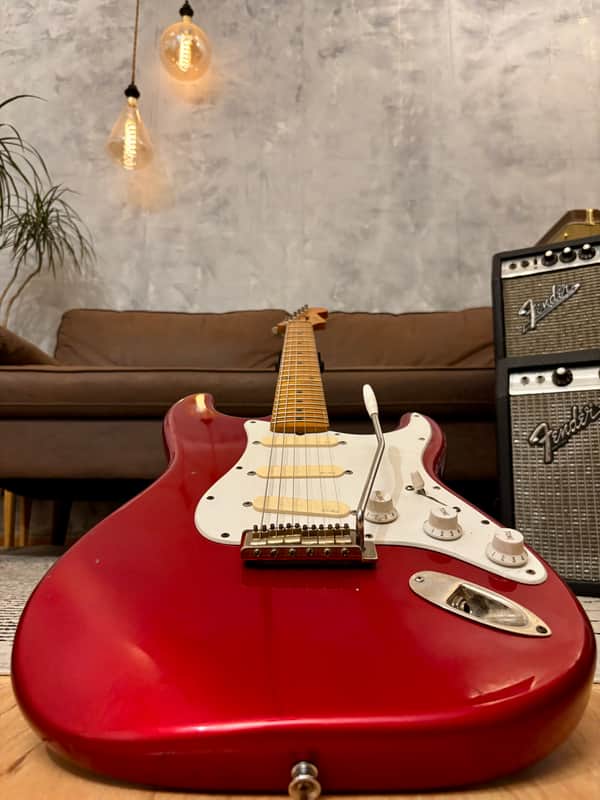 Fender Stratocaster David Gilmour Candy Apple Red Relic 7.2lbs w/ Fender Case