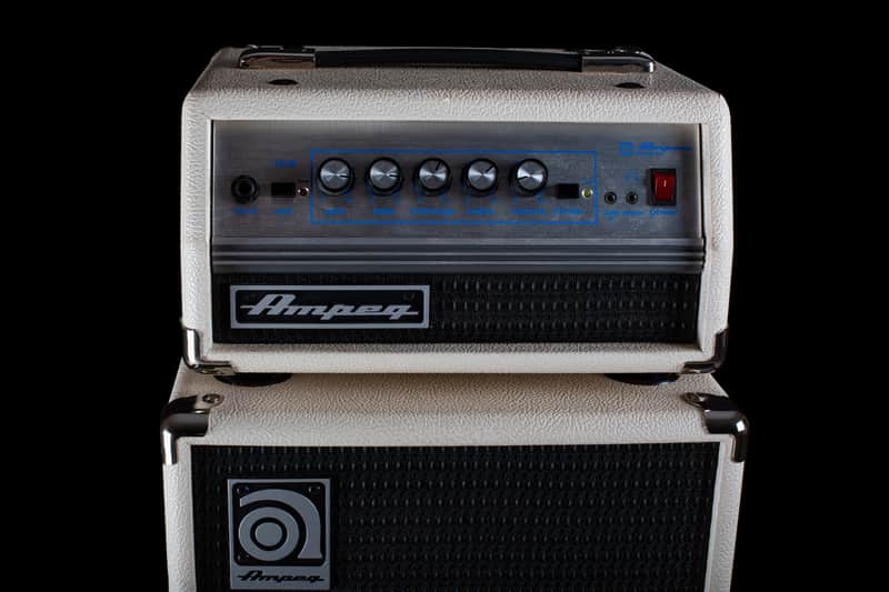 Ampeg Limited Edition White Micro VR 200-Watt HEAD with original box!! image 1