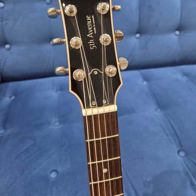 Used Godin 5th Avenue Kingpin II w/bag image 3
