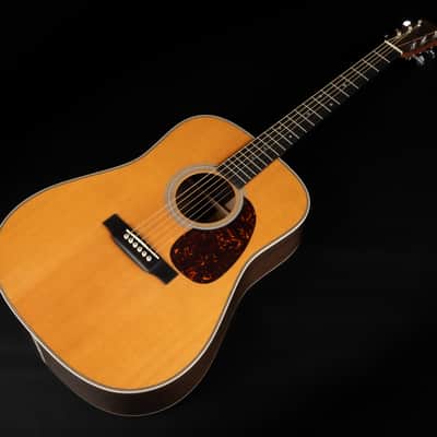 2014 Martin Standard Series HD-28 - Natural | USA All Solid Dreadnought Acoustic Guitar Scalloped X-Bracing Herringbone Binding 42.9mm Nut | OHSC image 5