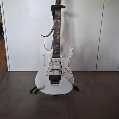 Ibanez JEM Junior Steve Vai 2022 - White image 2