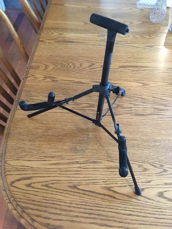 Fender Folding Guitar stand image 1