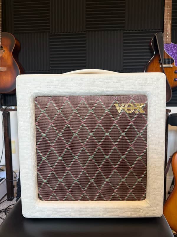 Vox AC4TV 4-Watt 1x10" Guitar Combo 2009 - 2019 - Tan image 1