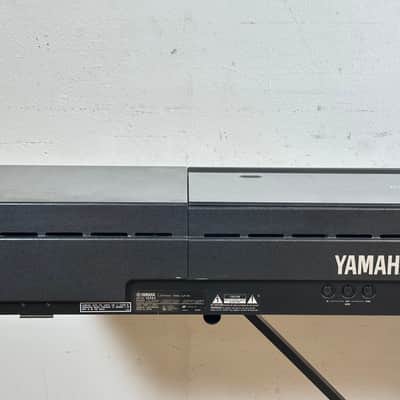 Yamaha CLP-350 Clavinova Piano image 13