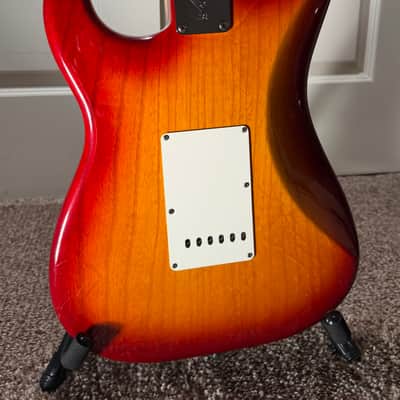 Fender 1999 Custom Shop Classic Player Stratocaster V- Neck - Aged Cherry Sunburst image 5