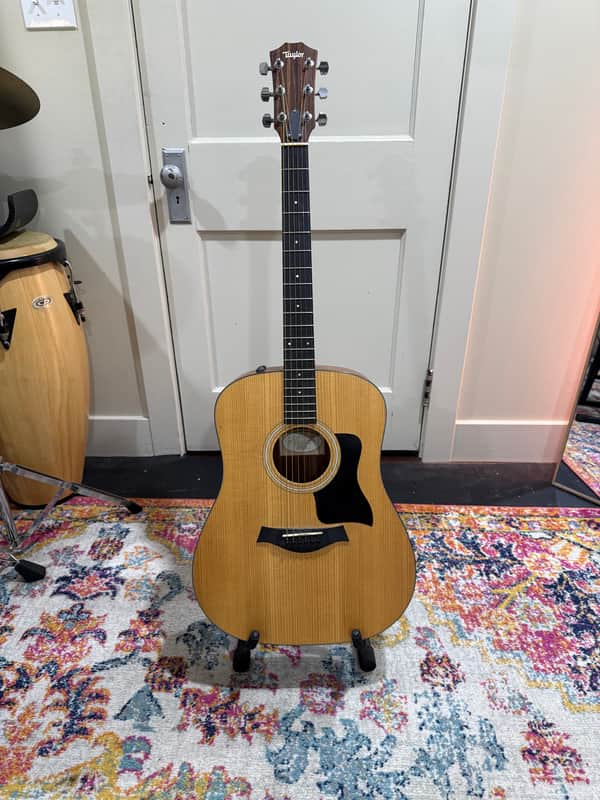 Taylor 110e