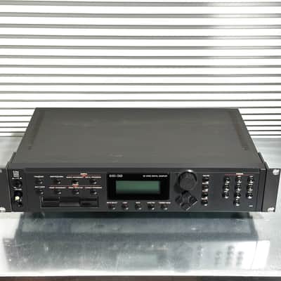 E-MU Systems ESI-32 Rackmount 32-Voice Sampler