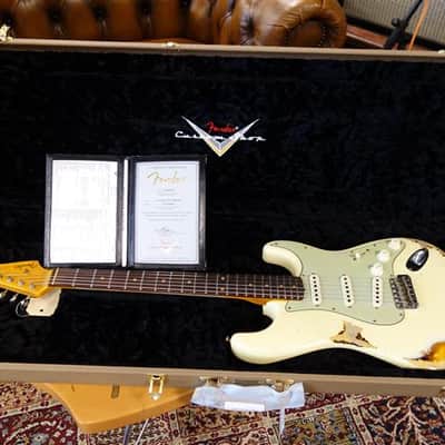 Fender '61 Strat Heavy Relic - Aged Vintage White over 3-Color Sunburst image 11