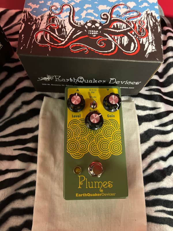 EarthQuaker Devices Plumes Small Signal Shredder