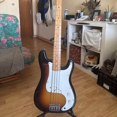 Squier Bullet Bass B-34 1984 - 1985 image 1