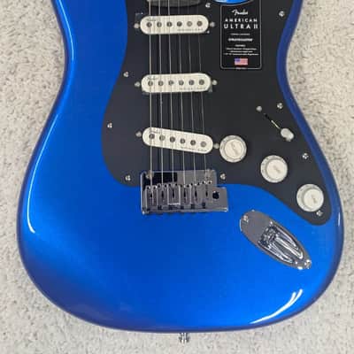 Mint Fender American Ultra II Stratocaster Guitar Ebony Fretboard, Noble Blue w/Case image 8