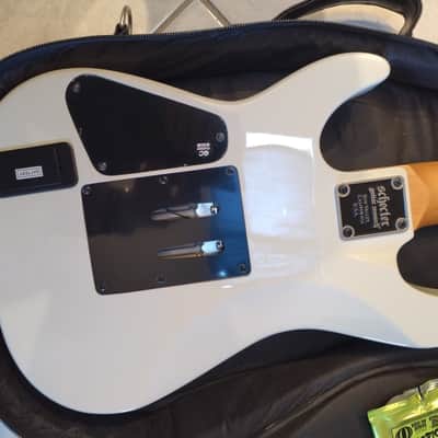Schecter Demon-7fr 2020-2023- Vintage White image 7