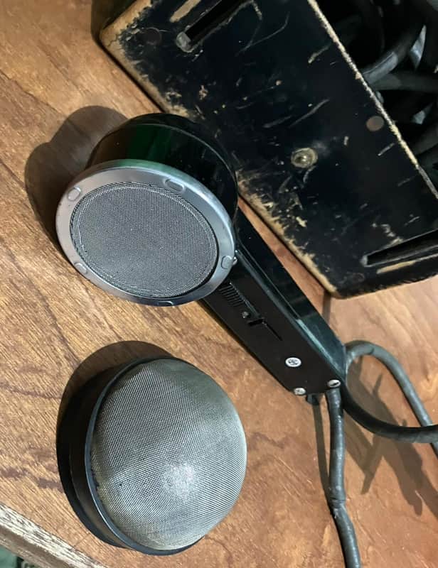 Coles STC 4032 BBC Microphone 1960 - Black image 1