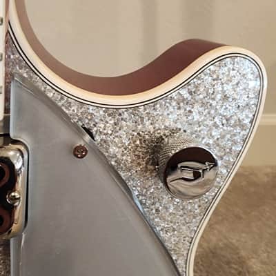 Gretsch G6129T Silver Sparkle Jet guitar image 18