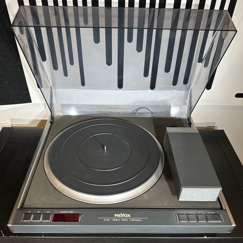 Revox B790 - Silver - Serviced image 1