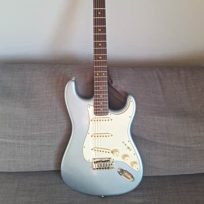 Fender American Ultra Luxe Vintage '60s Stratocaster image 1