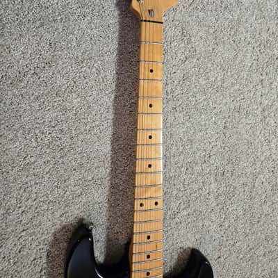 G&L F-100 1982 - Black image 9
