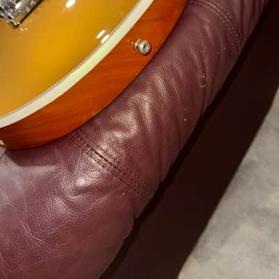 Gibson Les Paul Classic Custom Electric Guitar image 22