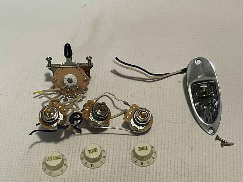 2000's MIM Fender Mexican Standard Stratocaster Guitar Upgraded Electronics Wiring Harness Emerson Capacitor image 1