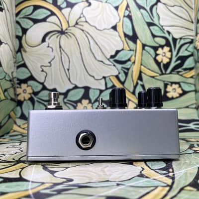 Old Blood Noise Endeavors Haunt Fuzz - Used image 5