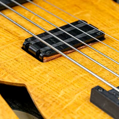 2017 Chris Larkin ASAP DB5 5-String Fretless Headless Bass Guitar w/ 330 Year Old Figured Irish Oak Top, Alumitone Humbucker, RMC Bass Excellence Piezo System, 32” Scale image 5