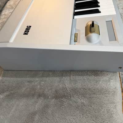 Korg Triton Pro X 88 + Very Nice + OS 2.0.0 + FAST SAFE SHIP + 64mb Ram upgrade image 3